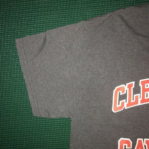 🏢🏀 LeBron James Vintage 80s Logo Cleveland Cavaliers Shirt Mens Medium 🏀🏢 - Picture 4 of 6